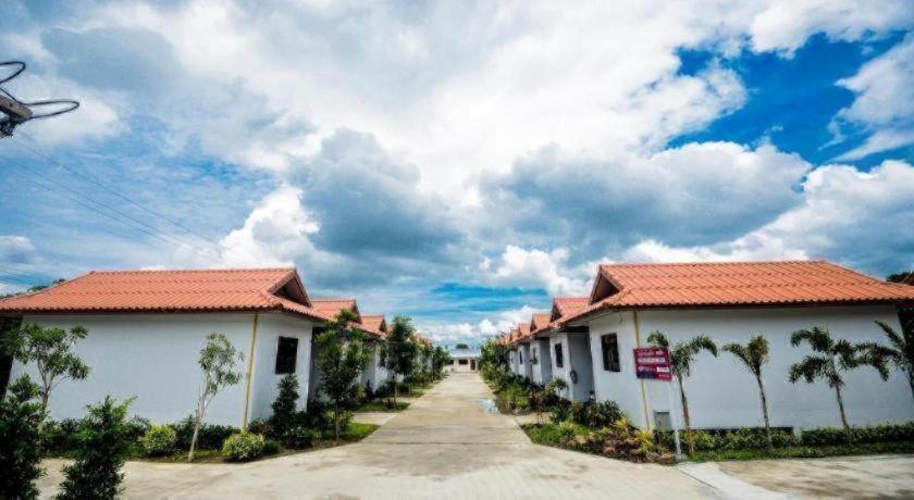 Nangrong Garden Home Exterior photo